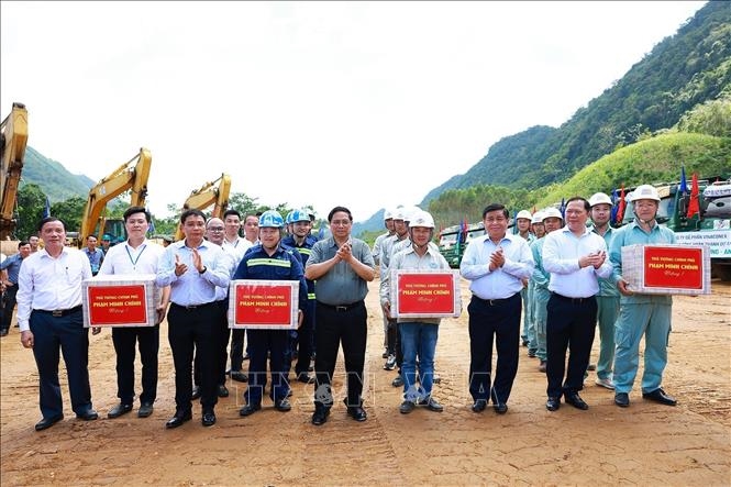 Thủ tướng Phạm Minh Chính dự khởi công cao tốc Hòa Bình – Mộc Châu