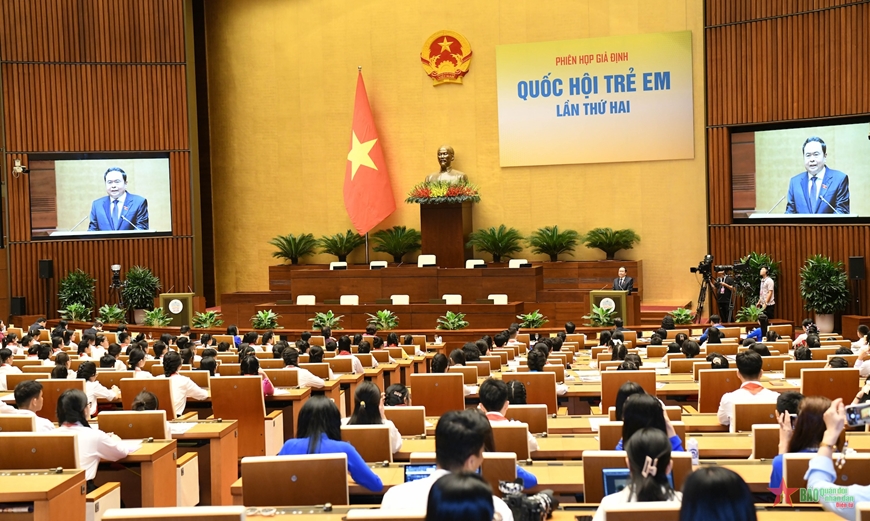 Chủ tịch Quốc hội Trần Thanh Mẫn: Nâng cao hơn nữa tinh thần trách nhiệm, dành sự thương yêu và chăm lo chu đáo nhất cho trẻ em