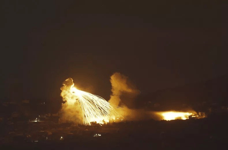 Quân đội Israel đột kích qua biên giới Lebanon, nguy cơ leo thang chiến sự