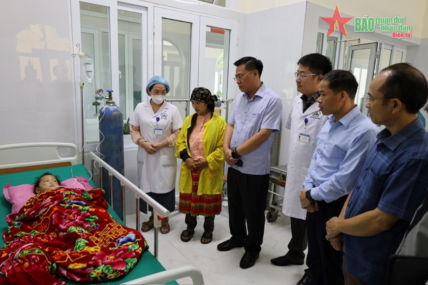 Hà Giang: 3 người tử vong, nghi do ngộ độc thuốc trừ sâu