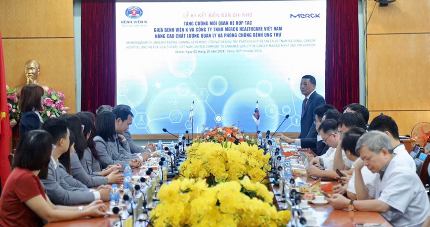 Tăng cường hợp tác trong điều trị và chăm sóc bệnh nhân ung thư
