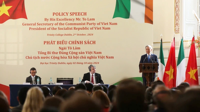 Tổng Bí thư, Chủ tịch nước Tô Lâm thăm Trường Đại học Trinity Dublin của Ireland