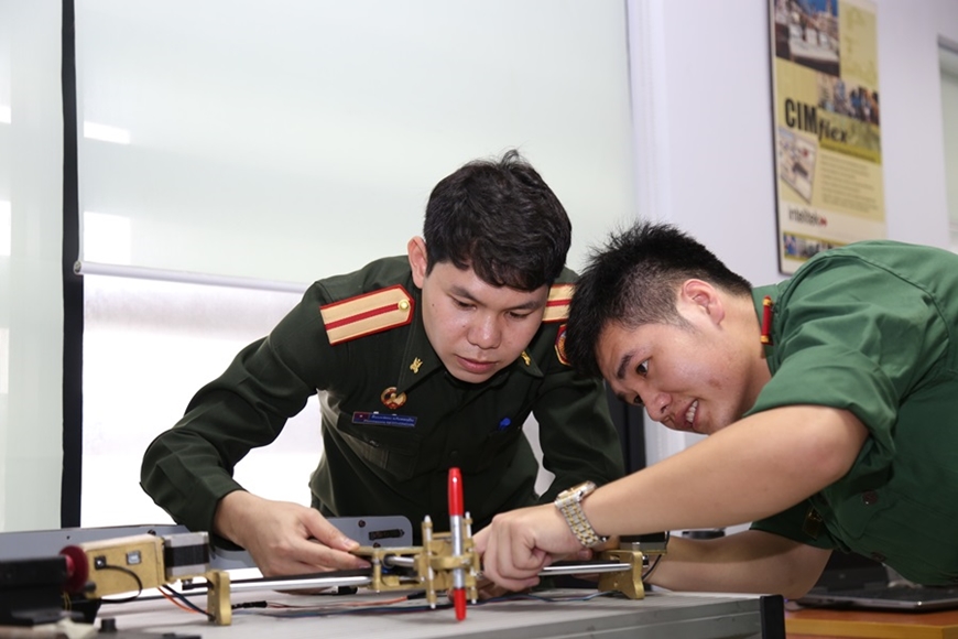 Nâng cao công tác quản lý học viên quốc tế tại Học viện Kỹ thuật Quân sự
