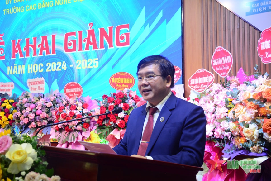 Trường Cao đẳng nghề Điện Biên khai giảng năm học mới
