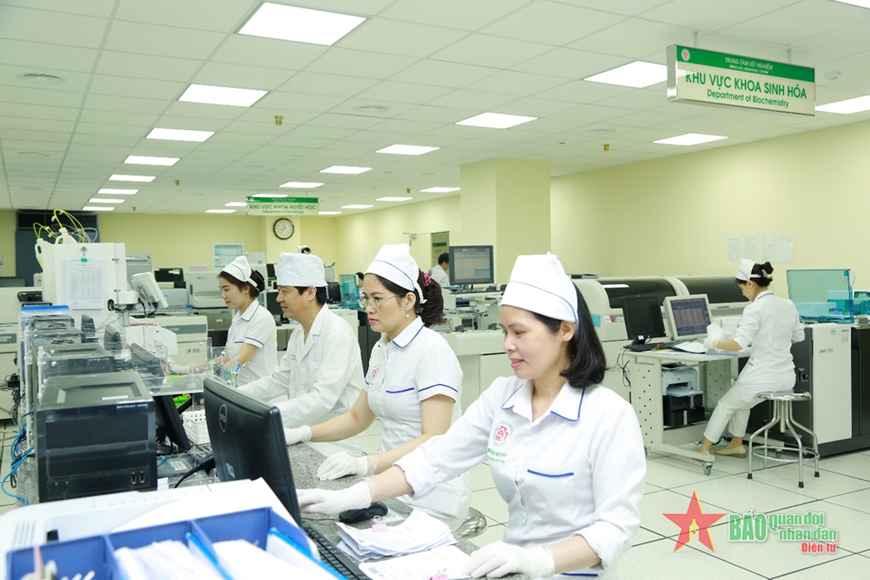 Bệnh viện Trung ương Quân đội 108: Thi đua đổi mới - sáng tạo, vươn tầm quốc tế