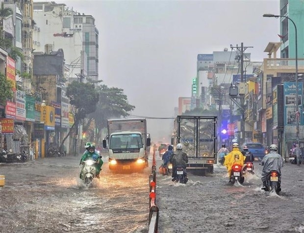 Thời tiết hôm nay (8-10): Nam Bộ cục bộ có nơi mưa to