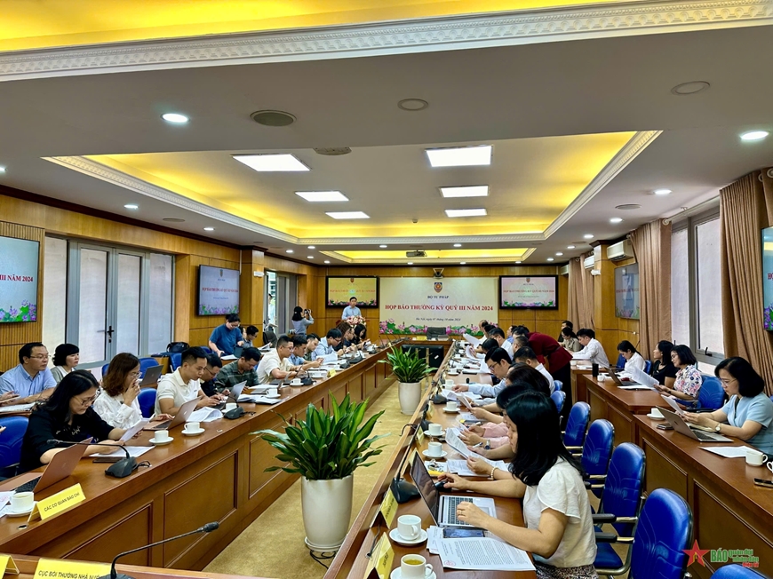 Thu hồi hơn 22.000 tỷ đồng tham nhũng, kinh tế trong 12 tháng qua