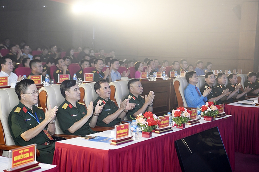 Khai mạc Hội thi Chủ tịch công đoàn cơ sở giỏi cấp toàn quân