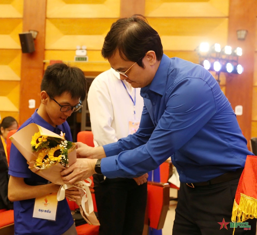 Tuyên dương 38 thanh niên khuyết tật tiêu biểu