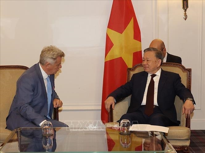 Tổng Bí thư, Chủ tịch nước Tô Lâm tiếp Bí thư toàn quốc Đảng Cộng sản Pháp Fabien Roussel