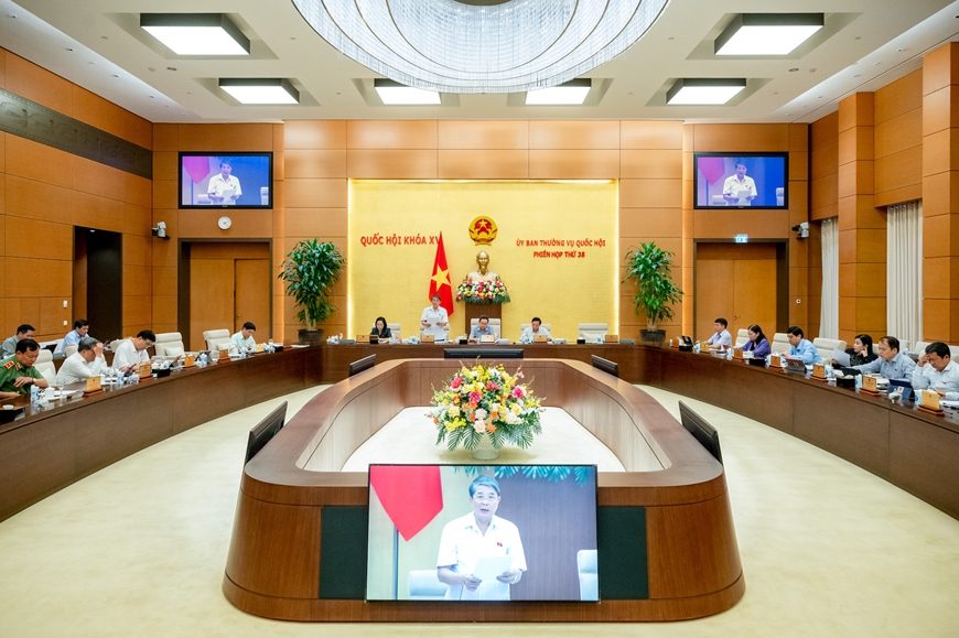 Cần có quy định để hạn chế rủi ro của trí tuệ nhân tạo