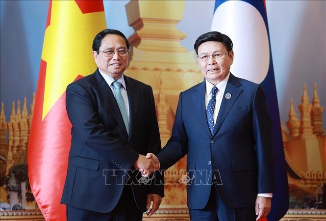 Thủ tướng Phạm Minh Chính hội kiến Chủ tịch Quốc hội Lào
