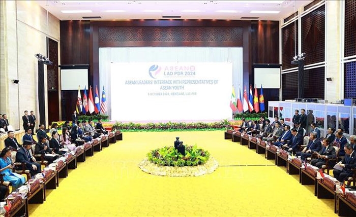 Lãnh đạo các nước ASEAN đối thoại với đại diện nghị viện, thanh niên và doanh nghiệp của khối