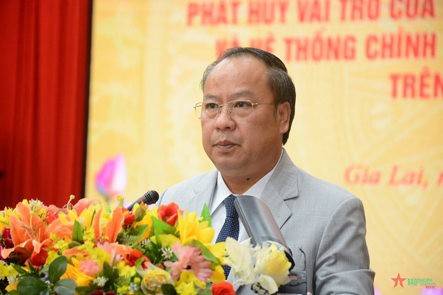 Phát huy vai trò của người có uy tín trong xây dựng Đảng và hệ thống chính trị cơ sở