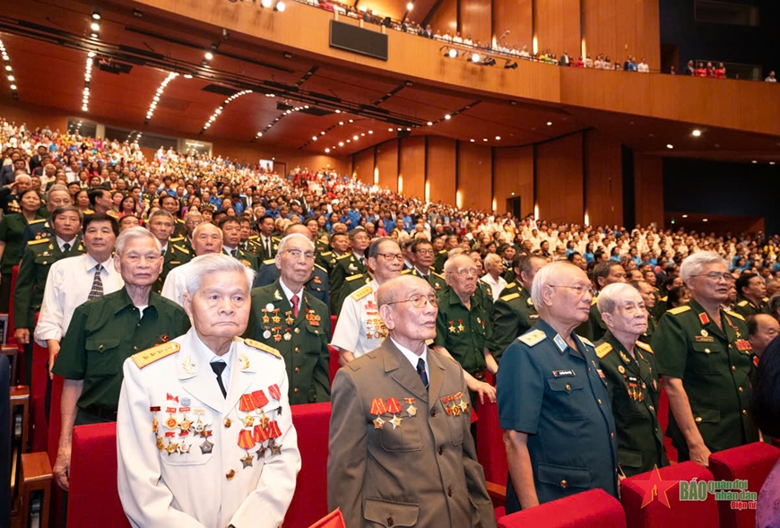 Tổ chức trọng thể Lễ kỷ niệm 70 năm Ngày Giải phóng Thủ đô