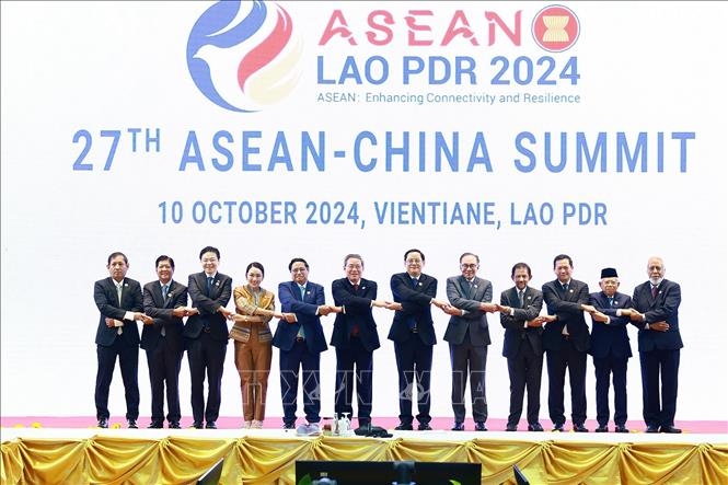 Thủ tướng Phạm Minh Chính dự Hội nghị Cấp cao ASEAN với Trung Quốc và Hàn Quốc