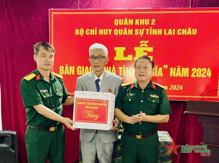 Bộ CHQS tỉnh Lai Châu bàn giao Nhà tình nghĩa