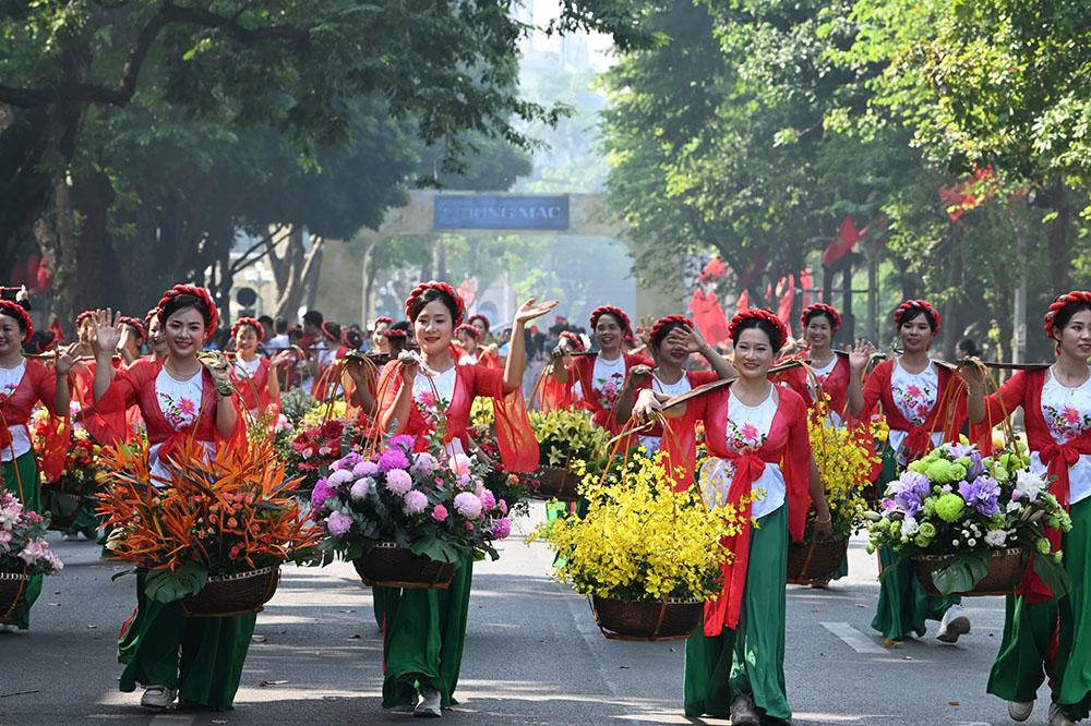 Vẹn tròn tin yêu!