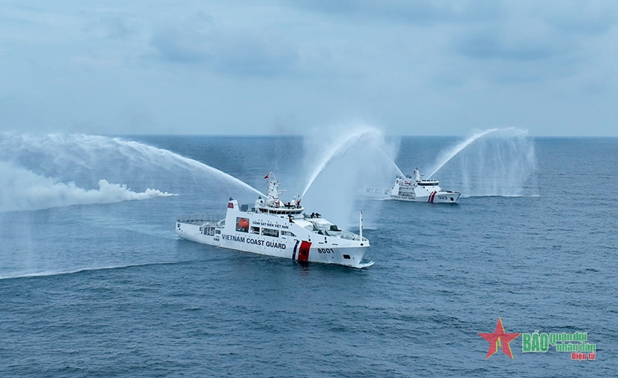 Cảnh sát biển Việt Nam - Indonesia phối hợp luyện tập cứu hộ, cứu nạn trên biển
