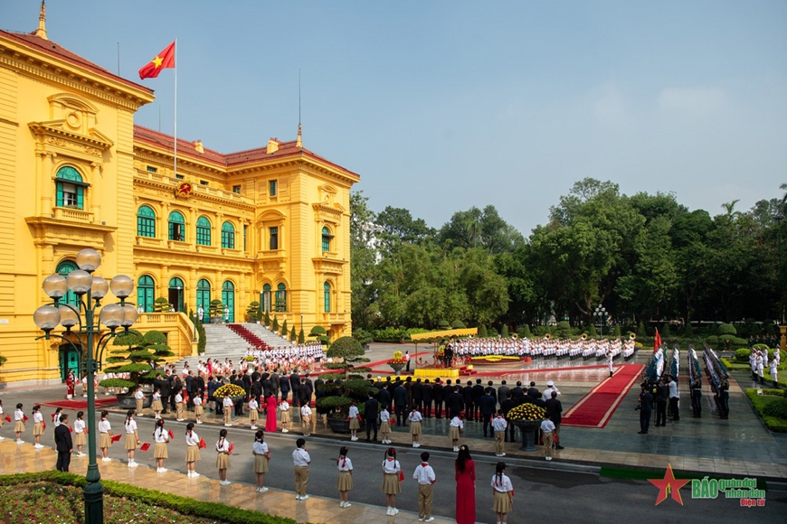Thủ tướng Phạm Minh Chính chủ trì Lễ đón Thủ tướng Trung Quốc thăm chính thức Việt Nam