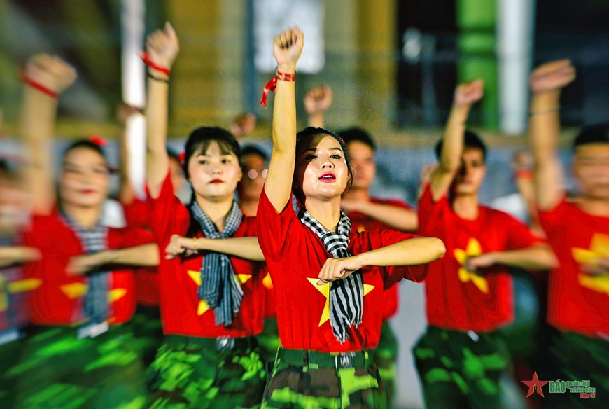 Đặc sắc Hội thi dân vũ trong Lực lượng vũ trang TP Hồ Chí Minh