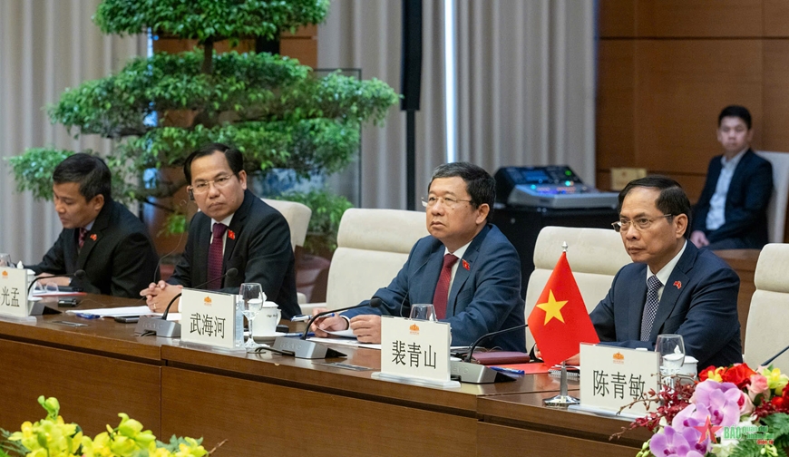 Chủ tịch Quốc hội Trần Thanh Mẫn hội kiến Thủ tướng Trung Quốc Lý Cường