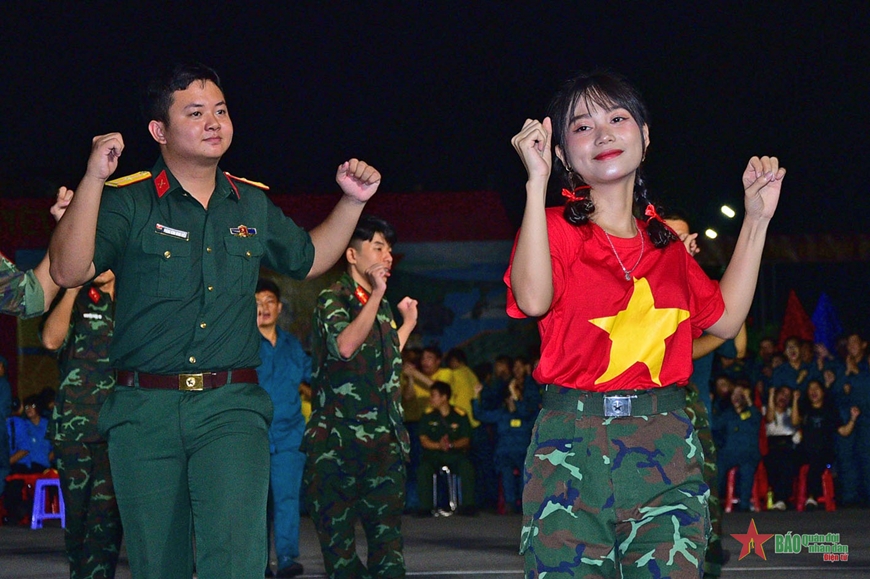 Đặc sắc Hội thi dân vũ trong Lực lượng vũ trang TP Hồ Chí Minh