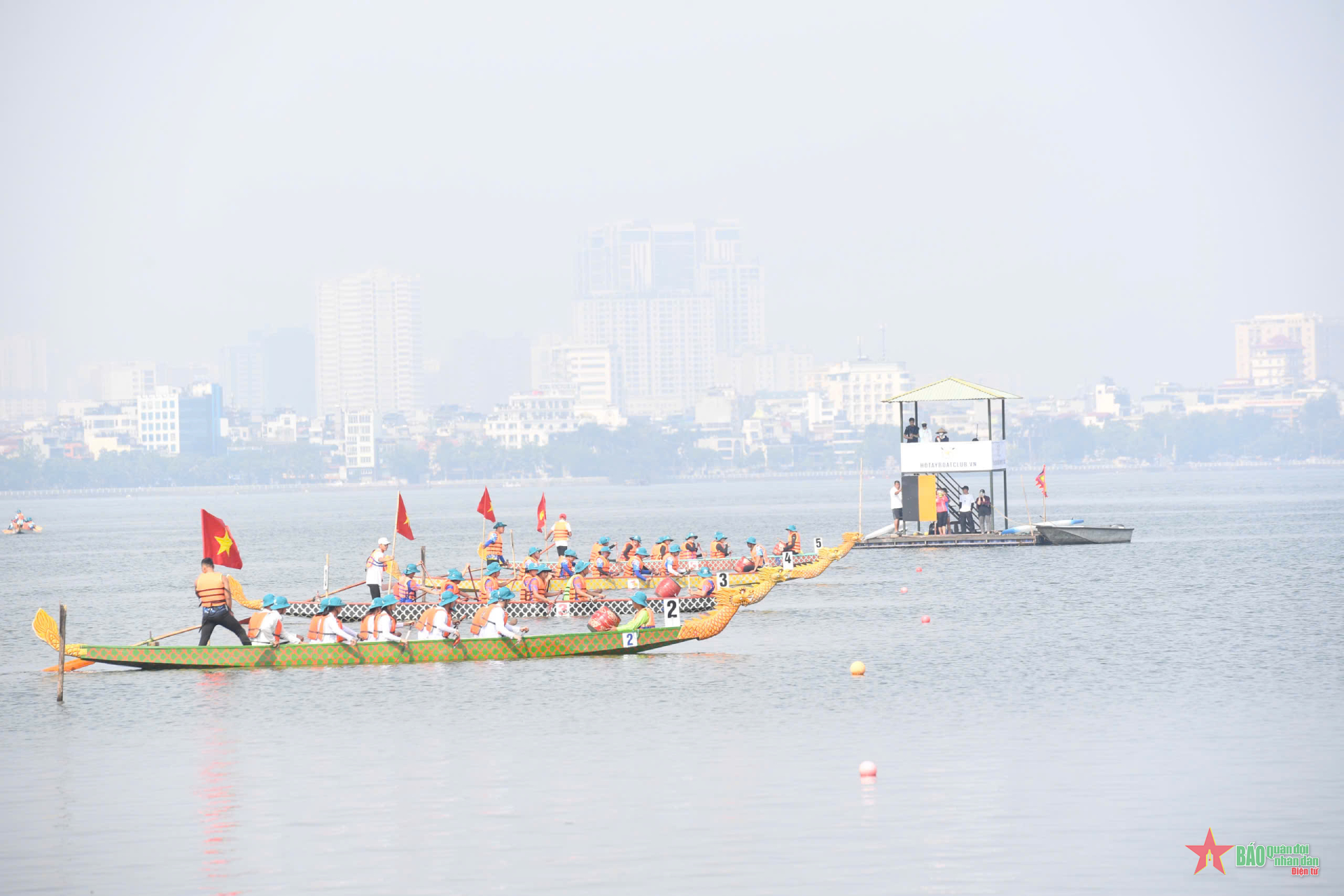 Gần 800 vận động viên tham gia Giải Bơi chải thuyền rồng mở rộng năm 2024