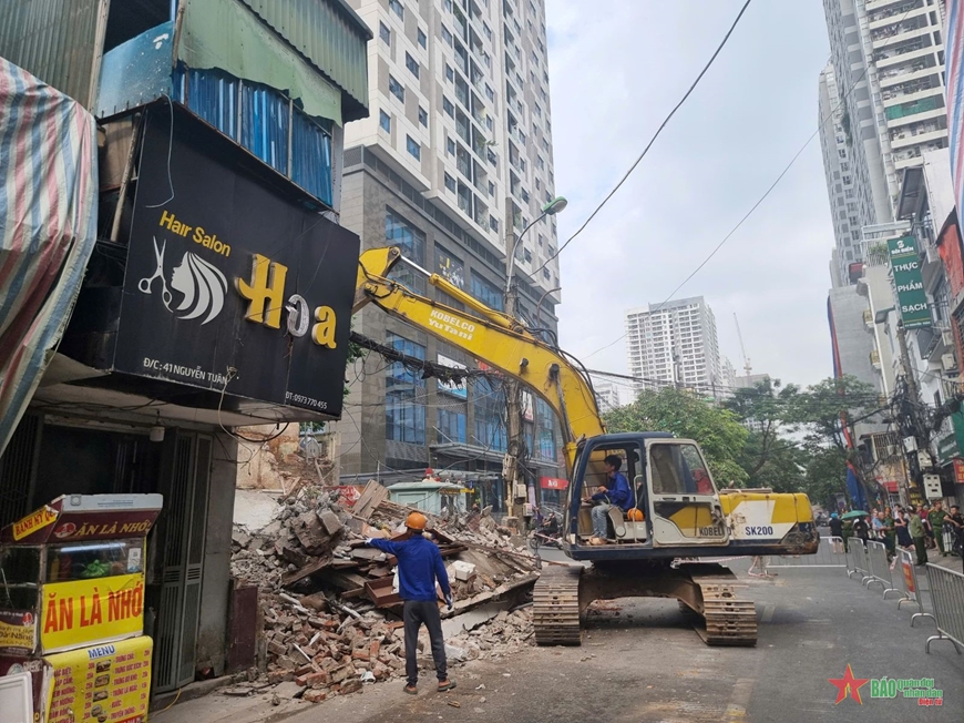 Hà Nội: Giải phóng mặt bằng mở rộng phố Nguyễn Tuân