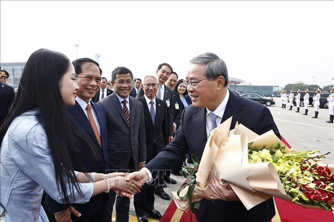 Thủ tướng Trung Quốc Lý Cường kết thúc tốt đẹp chuyến thăm chính thức Việt Nam