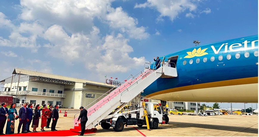 Tổng công ty Cảng hàng không Việt Nam hỗ trợ Lào bảo đảm công tác phục vụ Hội nghị Cấp cao ASEAN