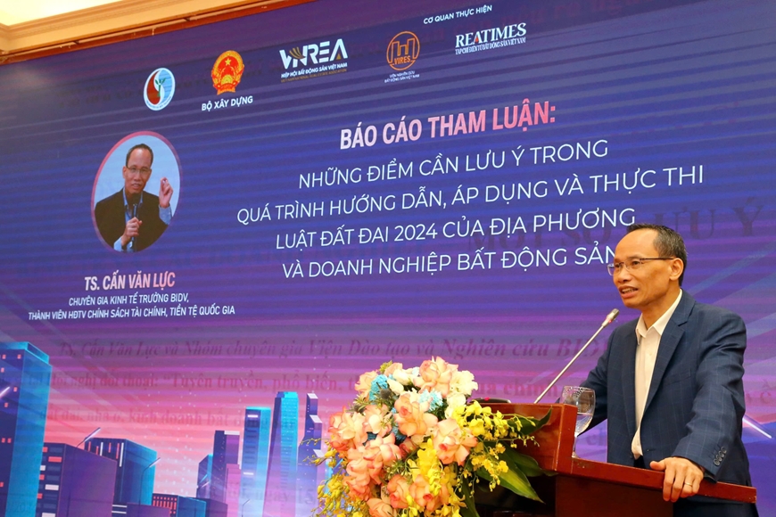 Tháo gỡ khó khăn, vướng mắc, tạo nguồn lực cho phát triển thị trường bất động sản