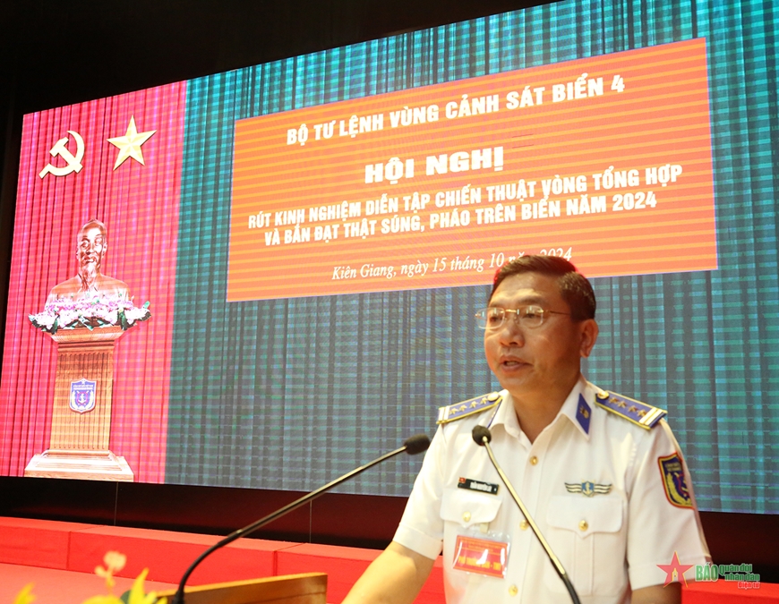 Bộ tư lệnh Vùng Cảnh sát biển 4 diễn tập chiến thuật vòng tổng hợp và bắn đạn thật