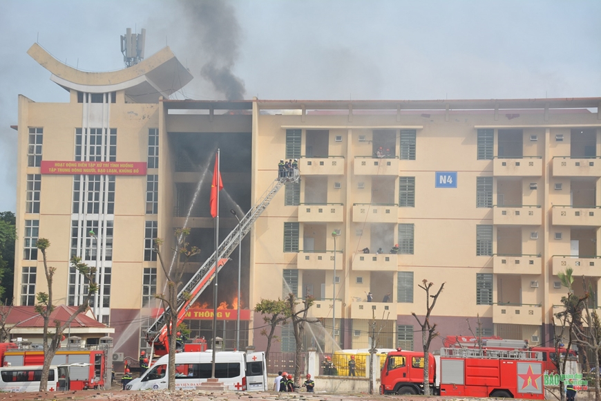 Khai mạc diễn tập khu vực phòng thủ tỉnh Phú Thọ năm 2024