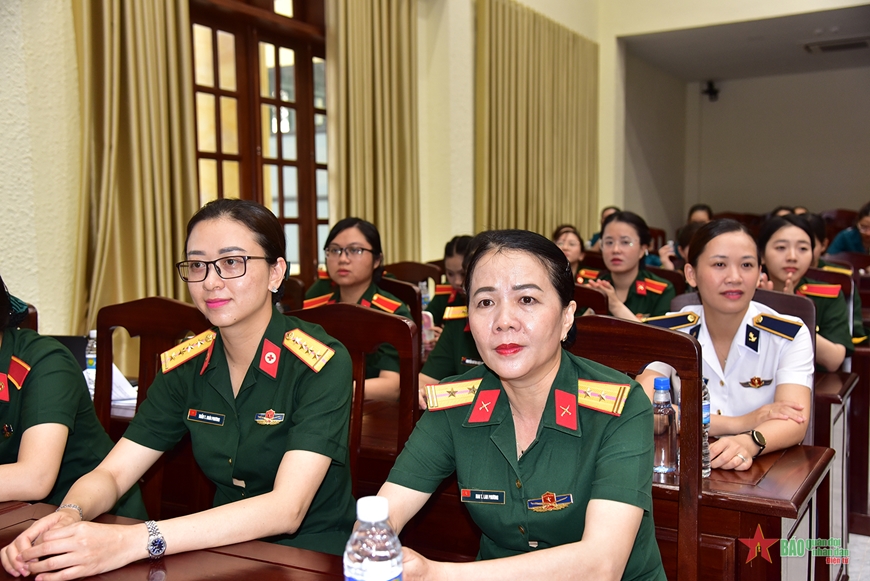 Trường Quân sự Quân khu 7 họp mặt Ngày Phụ nữ Việt Nam 20-10