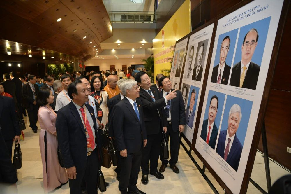 Phát huy sức mạnh đại đoàn kết toàn dân tộc, xây dựng đất nước ngày càng giàu mạnh, văn minh, hạnh phúc