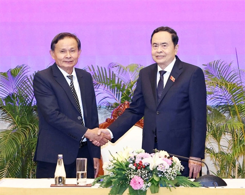 Chủ tịch Quốc hội Trần Thanh Mẫn tiếp Chủ tịch Hội Hữu nghị Lào-Việt Nam và Phó chủ tịch Trung ương Mặt trận Lào xây dựng đất nước