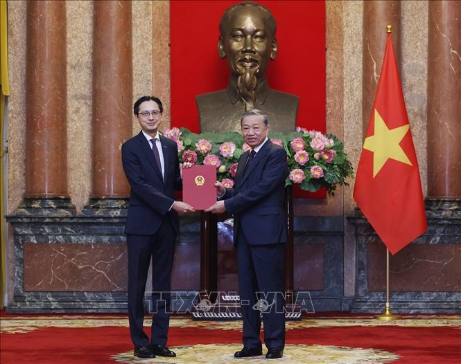 Tổng Bí thư, Chủ tịch nước Tô Lâm trao quyết định bổ nhiệm Đại sứ Việt Nam tại Liên hợp quốc và các nước