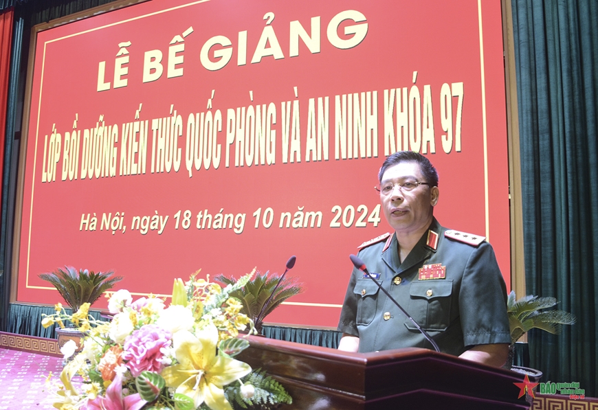 Học viện Quốc phòng bế giảng lớp bồi dưỡng kiến thức quốc phòng-an ninh khóa 97