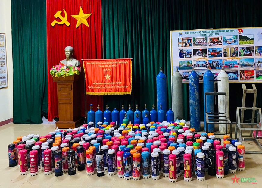 Đồn Biên phòng Non Nước: Tạm giữ gần 400 bình khí N20 các loại