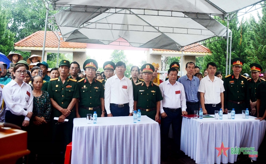 Thanh Hóa: Truy điệu, an táng hai liệt sĩ Lê Viết Hào và Ứng Văn Lệ