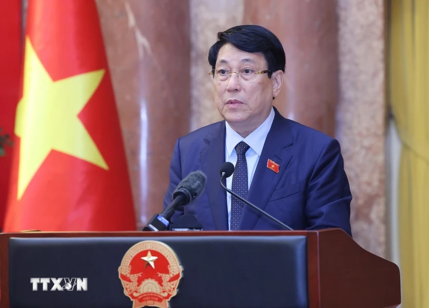 Tổng Bí thư Tô Lâm và Chủ tịch nước Lương Cường bàn giao công tác của Chủ tịch nước