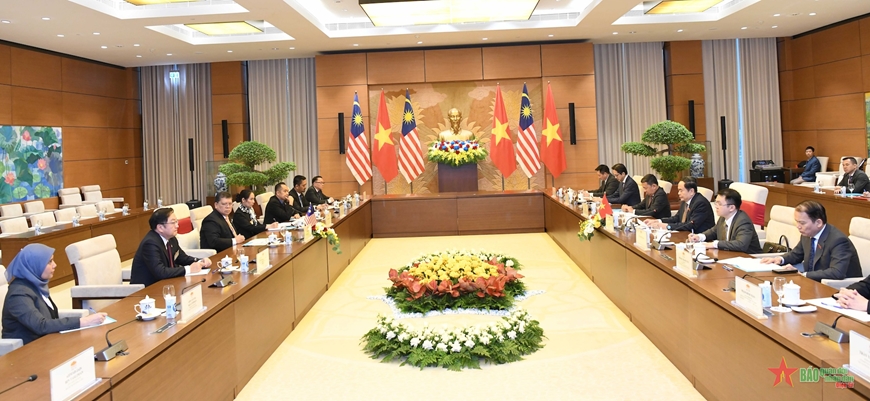 Chủ tịch Quốc hội Trần Thanh Mẫn đón, hội đàm với Chủ tịch Hạ viện Malaysia Tan Sri Dato’ Johari Bin Abdul