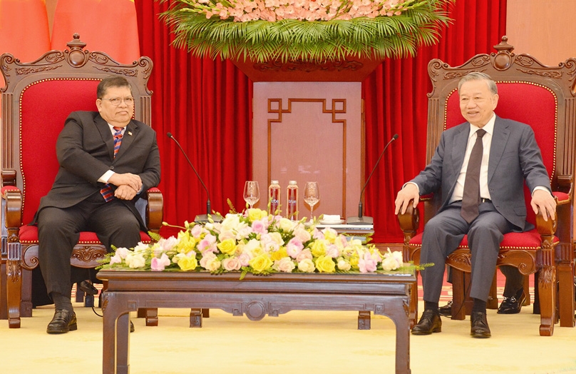 Tổng Bí thư Tô Lâm tiếp Chủ tịch Hạ viên Malaysia Tan Sri Dató Johari Bin Abdul