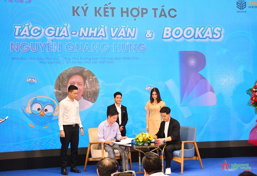 Bạn đọc cả nước được trải nghiệm ứng dụng sách nói Bookas