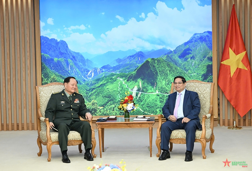 Thủ tướng Phạm Minh Chính tiếp Phó chủ tịch Quân ủy Trung ương Trung Quốc