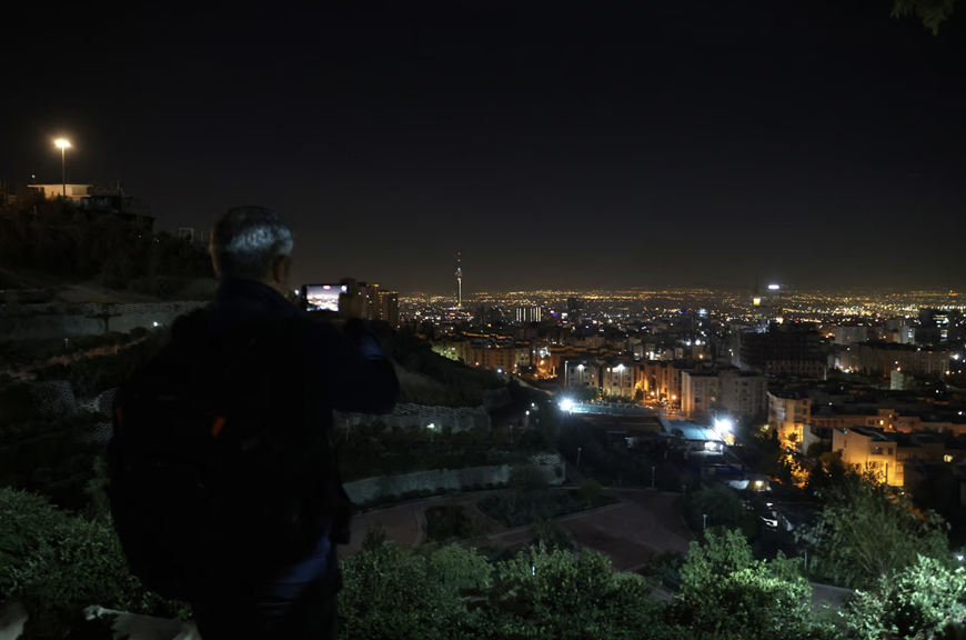 Israel tuyên bố kết thúc chiến dịch không kích trả đũa Iran