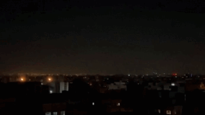Chiến dịch của Israel nhắm vào các cơ sở sản xuất tên lửa của Iran