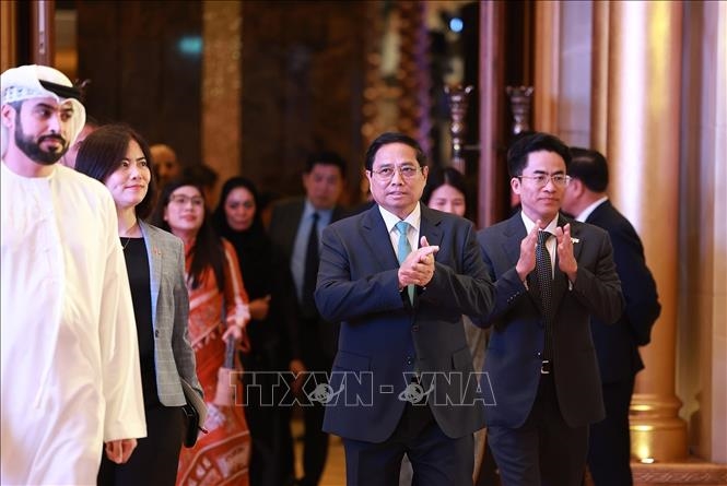Thủ tướng Chính phủ Phạm Minh Chính gặp gỡ đại diện cộng đồng người Việt Nam tại UAE