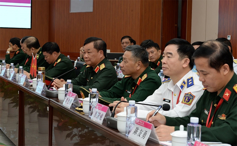 “Kế thừa hữu nghị, chung tay tiến lên”